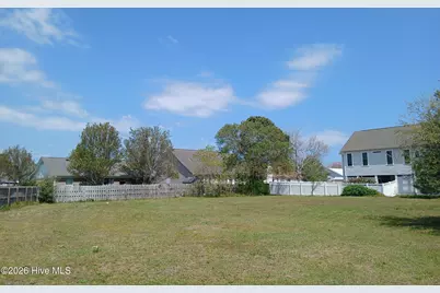 500 Green Court, Carolina Beach, NC 28428 - Photo 3