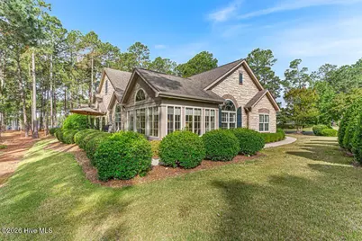 109 Essex Place, Southern Pines, NC 28387 - Photo 1