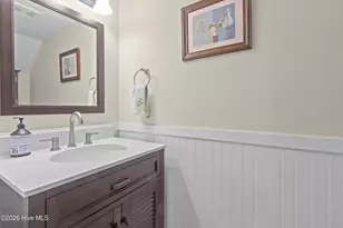 101 Quarterdeck Townhouses, New Bern, NC 28562 - Photo 9