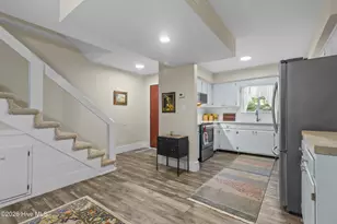 101 Quarterdeck Townhouses, New Bern, NC 28562 - Photo 3