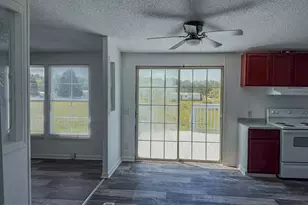 898 Brisson Rd, Saint Pauls, NC 28384 - Photo 13