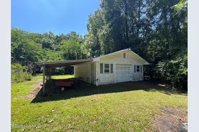 9343 North Carolina 131 Highway, Bladenboro, NC 28320 - Photo 7