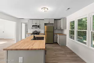 146 Forest Dr W, Whiteville, NC 28472 - Photo 9