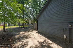 1934 White Hollow Dr, Greenville, NC 27858 - Photo 9