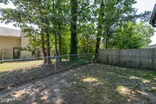 1934 White Hollow Dr, Greenville, NC 27858 - Photo 15