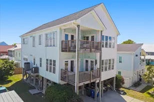 605 Texas Ave, Carolina Beach, NC 28428 - Photo 1