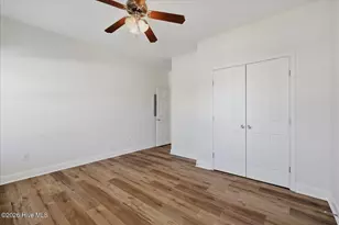 605 Texas Ave, Carolina Beach, NC 28428 - Photo 17