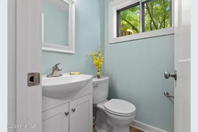 220 Elizabeth Street #C10, Chapel Hill, NC 27514 - Photo 9