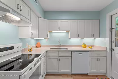 220 Elizabeth Street #C10, Chapel Hill, NC 27514 - Photo 7