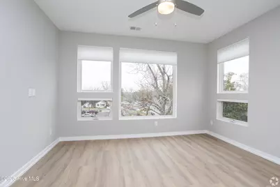607 S 11th Street #208, Wilmington, NC 28401 - Photo 9