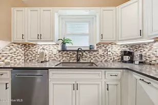 2916 Mandy Ln, Morehead City, NC 28557 - Photo 13