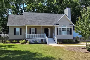 703 W Country Club Dr, Tarboro, NC 27886 - Photo 1