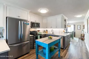 1068 Ocean Blvd W, Holden Beach, NC 28462 - Photo 5