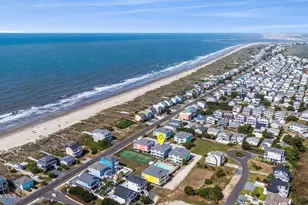 1068 Ocean Blvd W, Holden Beach, NC 28462 - Photo 39