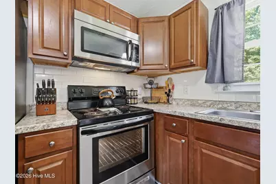 214 Carolina Drive, Jacksonville, NC 28546 - Photo 11