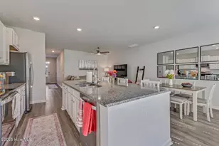 6531 Shark Tooth Trl, Wilmington, NC 28412 - Photo 9