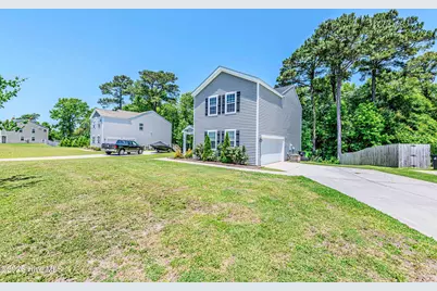 109 Tralee Place, Holly Ridge, NC 28445 - Photo 1