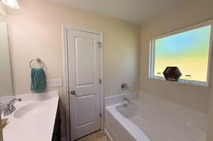 305 Agatha Ct, Jacksonville, NC 28540 - Photo 11