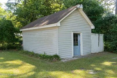 512 S Ashe Street, Bladenboro, NC 28320 - Photo 7