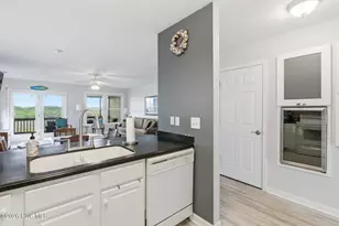 105 A Bay Dr, Surf City, NC 28445 - Photo 17