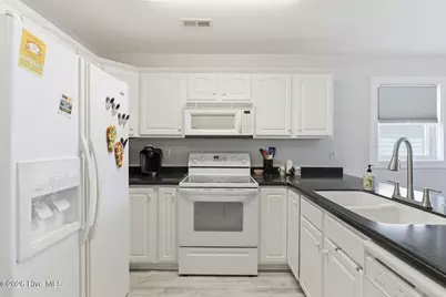 105 A Bay Drive, Surf City, NC 28445 - Photo 15