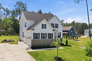 710 Hayworth Ct, Southern Pines, NC 28387 - Photo 3