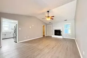 3027 Steeple Chase Ct, Jacksonville, NC 28546 - Photo 3