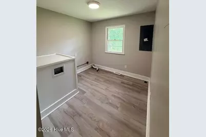 409 Hardy Avenue, New Bern, NC 28560 - Photo 23