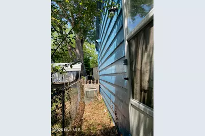 303 E 11th Street, Washington, NC 27889 - Photo 69
