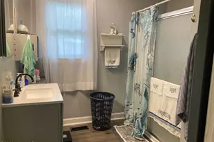 303 E 11th St, Washington, NC 27889 - Photo 33