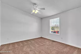 213 S Winchester Ln, Hubert, NC 28539 - Photo 11
