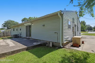 202 Tower Drive, Jacksonville, NC 28546 - Photo 5