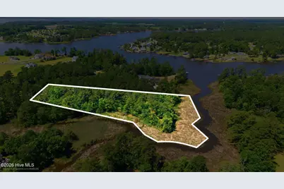 292 Southern Plantation Drive S, Oriental, NC 28571 - Photo 1