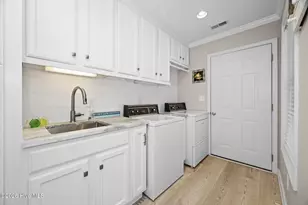 417 Holly St, Emerald Isle, NC 28594 - Photo 33