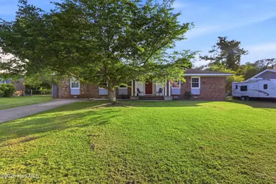 607 Oakwood Avenue, Jacksonville, NC 28546 - Photo 1
