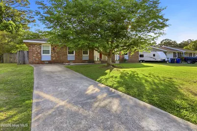 607 Oakwood Avenue, Jacksonville, NC 28546 - Photo 5