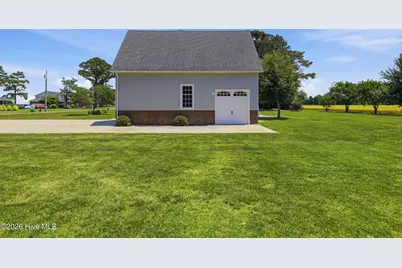 215 Bayshore Drive, Elizabeth City, NC 27909 - Photo 77