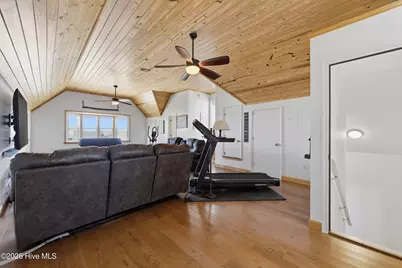 215 Bayshore Drive, Elizabeth City, NC 27909 - Photo 61