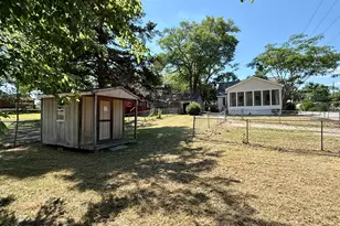 101 Cherry St, Williamston, NC 27892 - Photo 9
