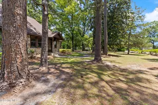 2006 W Broad St, Elizabethtown, NC 28337 - Photo 51