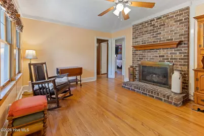 2006 W Broad Street, Elizabethtown, NC 28337 - Photo 17