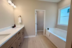 3704 Huntcliff Dr, La Grange, NC 28551 - Photo 17