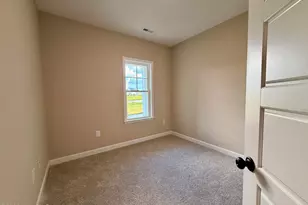 3704 Huntcliff Dr, La Grange, NC 28551 - Photo 7