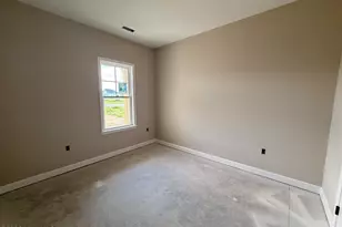 3704 Huntcliff Dr, La Grange, NC 28551 - Photo 5