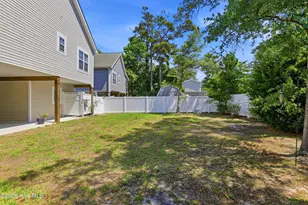 332 NE 52nd St, Oak Island, NC 28465 - Photo 39