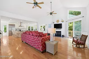 9707 Green Glen Rd, Emerald Isle, NC 28594 - Photo 17