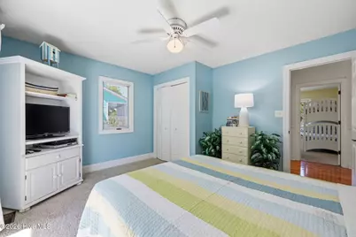 9707 Green Glen Road, Emerald Isle, NC 28594 - Photo 37