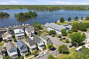 227 E Water St, Washington, NC 27889 - Photo 7