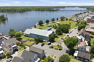 227 E Water St, Washington, NC 27889 - Photo 17