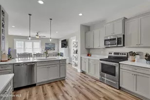 135 Darel St, Rocky Point, NC 28457 - Photo 17